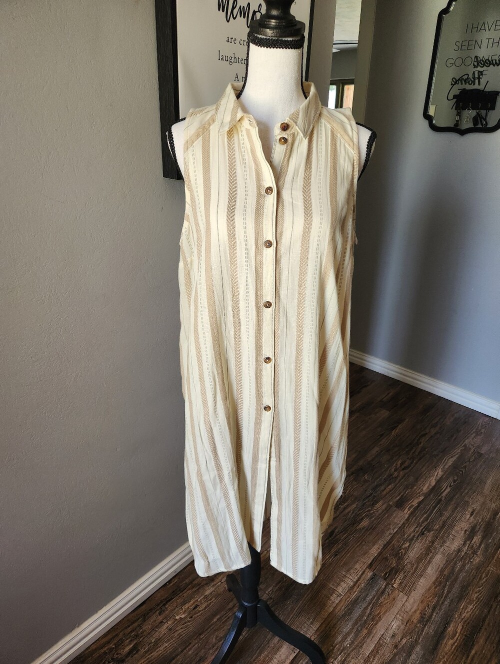 By Anthropologie Textured Sleeveless Tunic